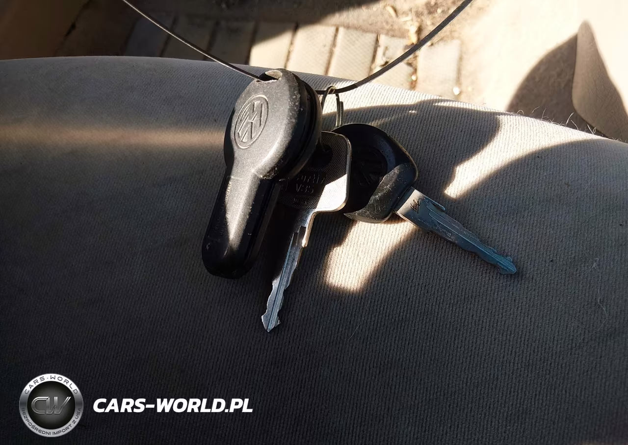 1998 Volkswagen Golf Gl VIN:3VWFA81HXWM140540 - 11