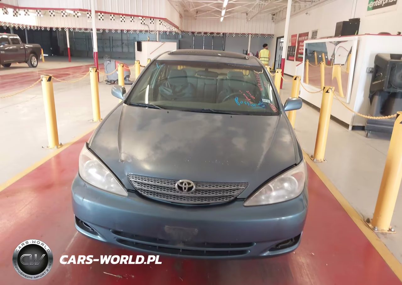 2002 Toyota Camry Le VIN:JTDBE30K320019996 - 12