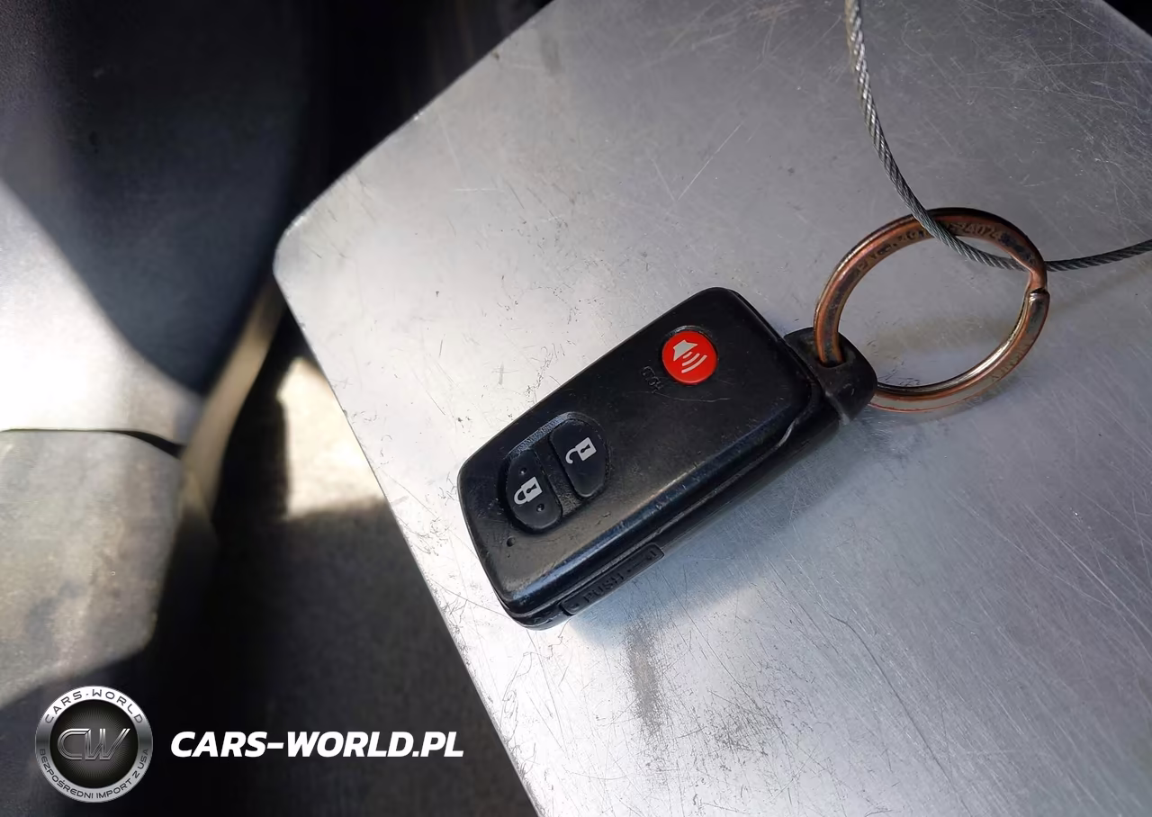 2014 Toyota Prius Three VIN:JTDKN3DU0E0357842 - 11