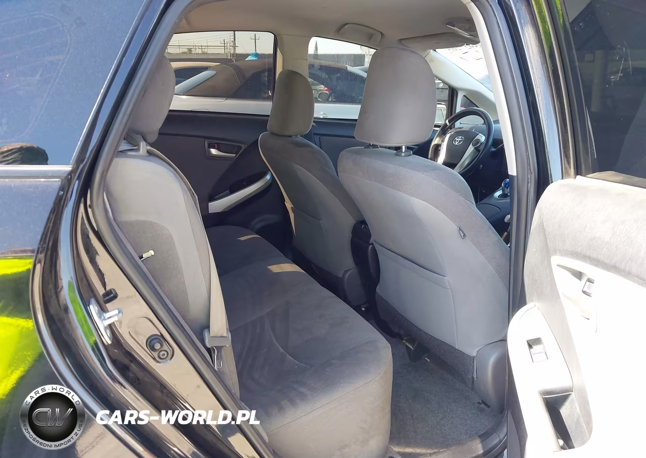 2014 Toyota Prius Three VIN:JTDKN3DU0E0357842 - 8