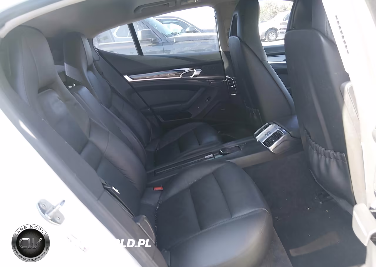 2014 Porsche Panamera 4 VIN:WP0AA2A79EL014414 - 8