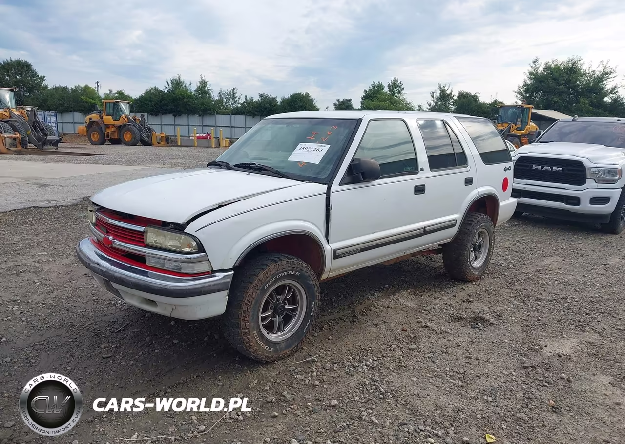 2000 Chevrolet Blazer Ls VIN:1GNDT13W9Y2181394 - 2