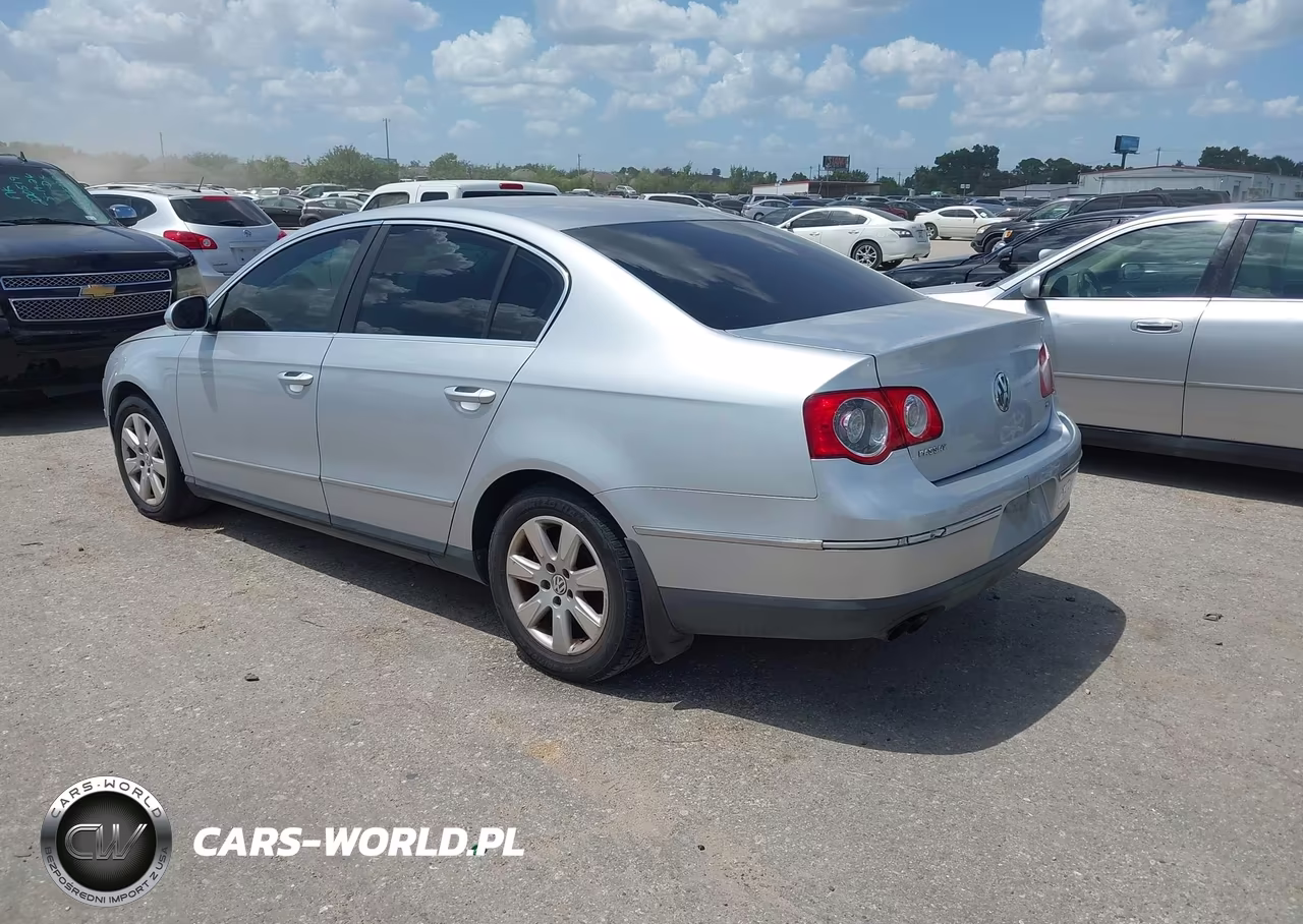 2008 Volkswagen Passat Turbo VIN:WVWJK73CX8P047844 - 3