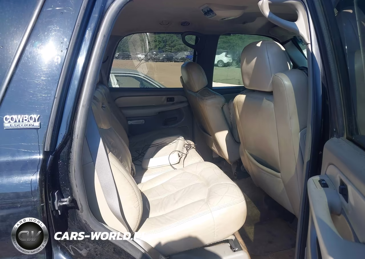 2002 Chevrolet Tahoe Lt VIN:1GNEC13Z22R220047 - 8