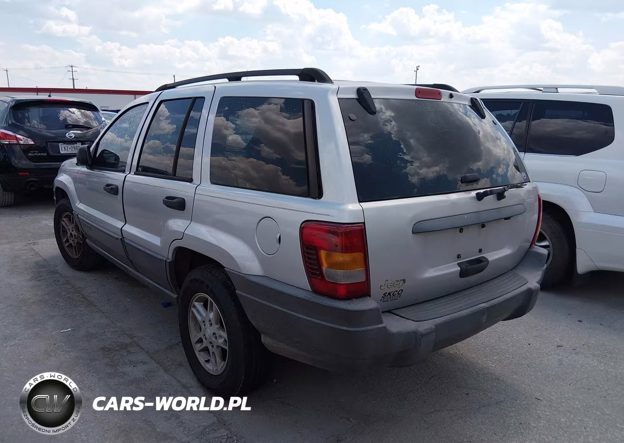 2004 Jeep Grand Cherokee Laredo VIN:1J4GX48S84C285116 - 3