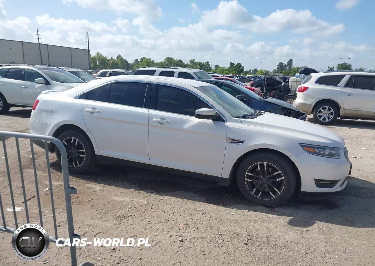2016 Ford Taurus Sel VIN:1FAHP2E83GG126059 - 13