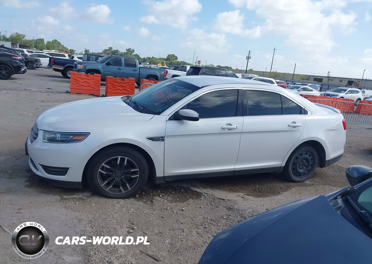 2016 Ford Taurus Sel VIN:1FAHP2E83GG126059 - 14