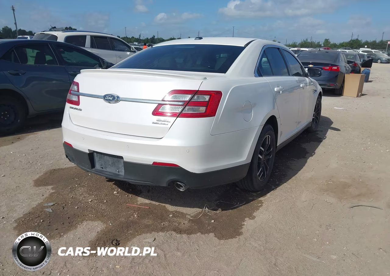 2016 Ford Taurus Sel VIN:1FAHP2E83GG126059 - 4