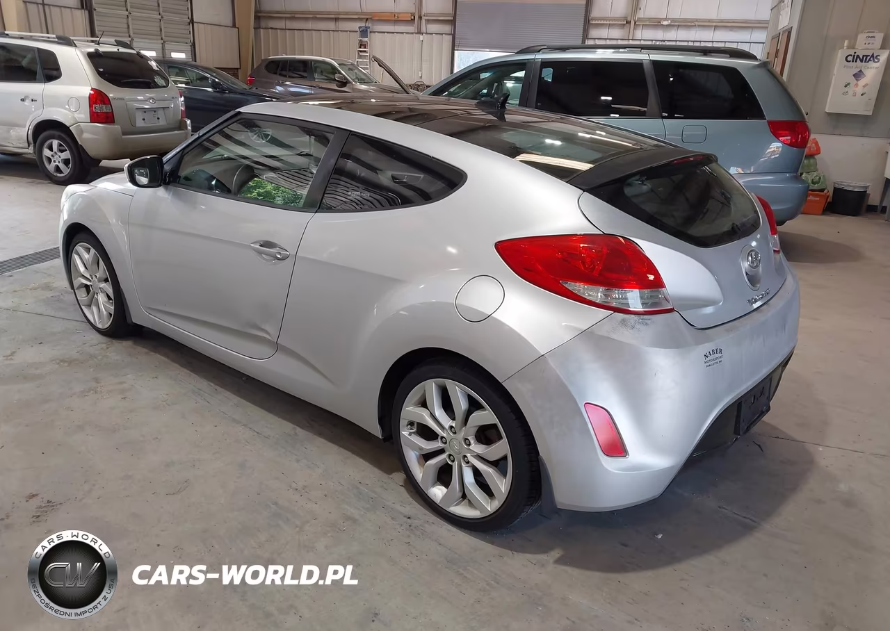 2012 Hyundai Veloster Base W-Gray VIN:KMHTC6AD6CU056901 - 3