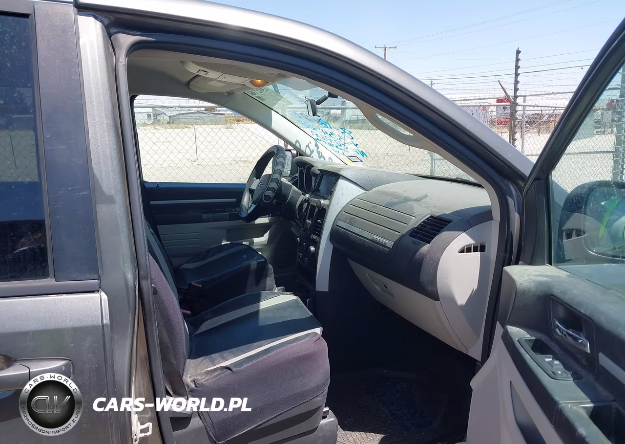 2010 Dodge Grand Caravan Se VIN:2D4RN4DE7AR334588 - 5