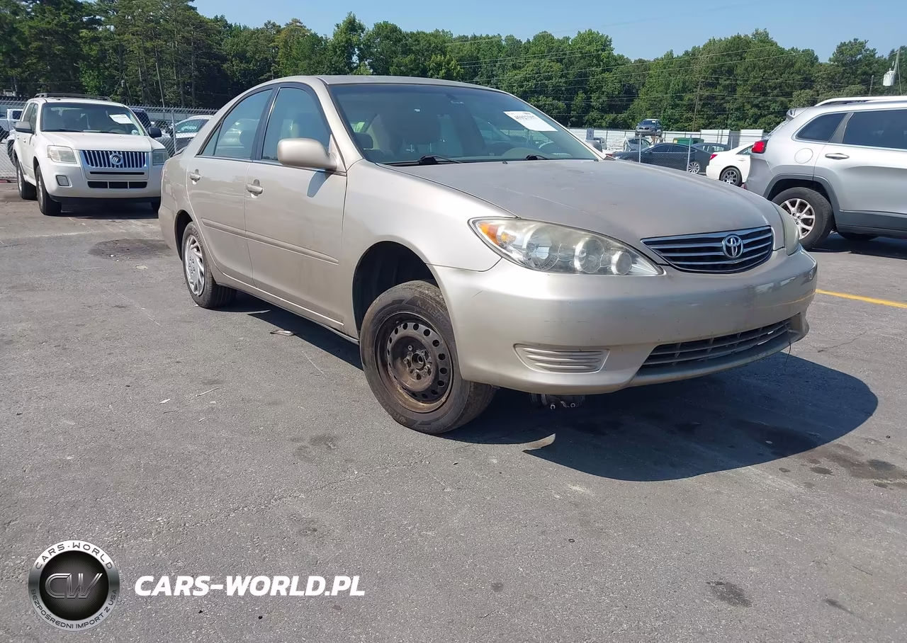 2005 Toyota Camry Le