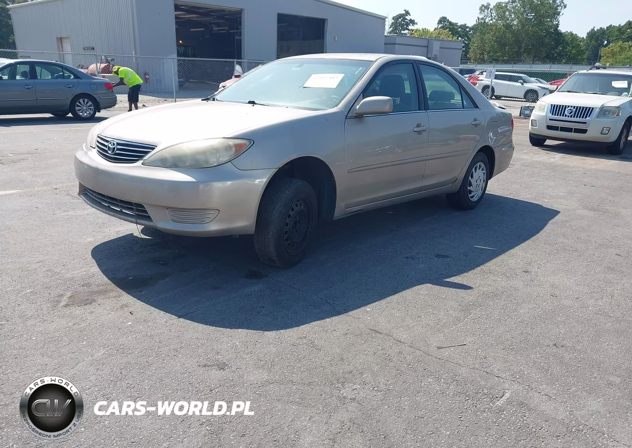 2005 Toyota Camry Le VIN:4T1BE32K85U079858 - 2