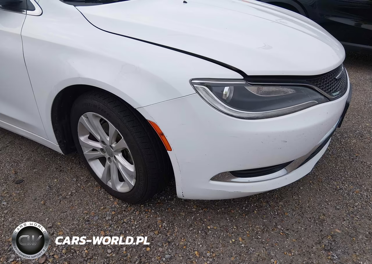 2015 Chrysler 200 Limited VIN:1C3CCCABXFN569878 - 6