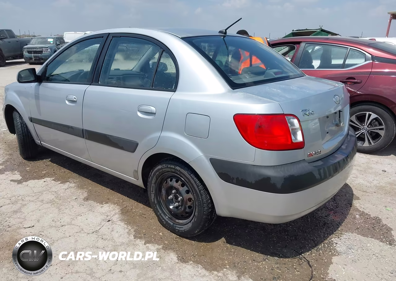 2008 Kia Rio Lx VIN:KNADE123686379334 - 3