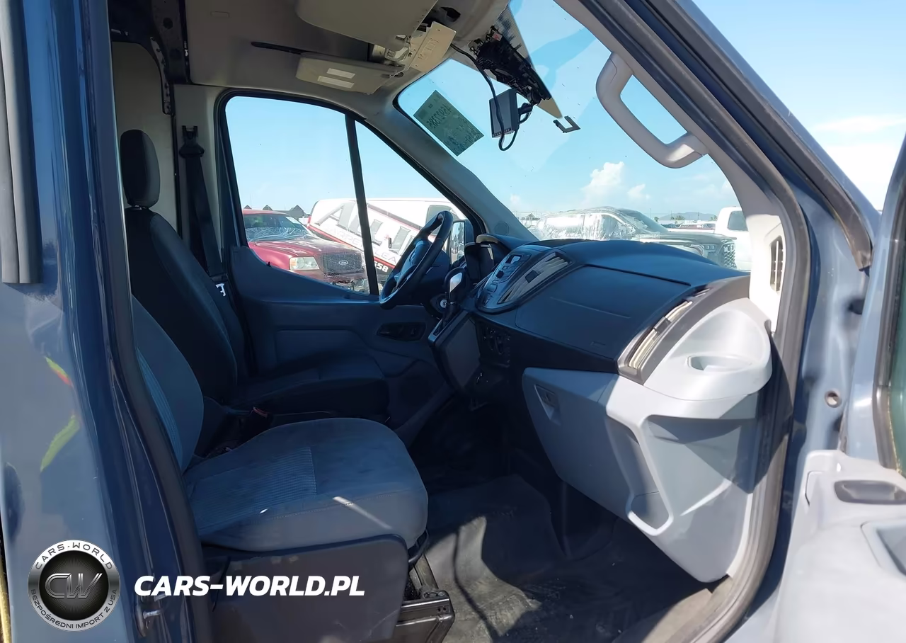 2019 Ford Transit-250 VIN:1FTYR3XM3KKB33619 - 5