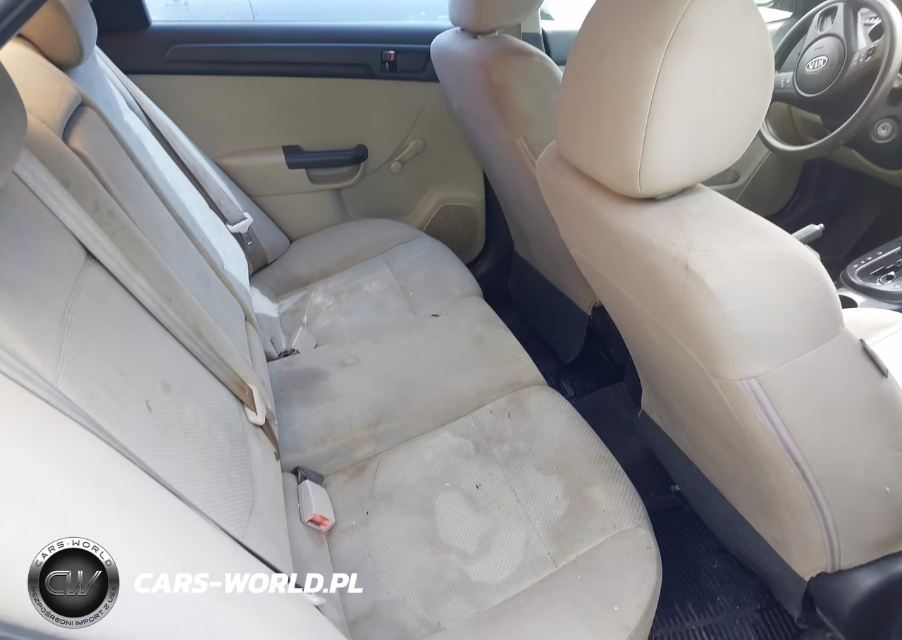 2010 Kia Forte Lx VIN:KNAFT4A25A5851107 - 8