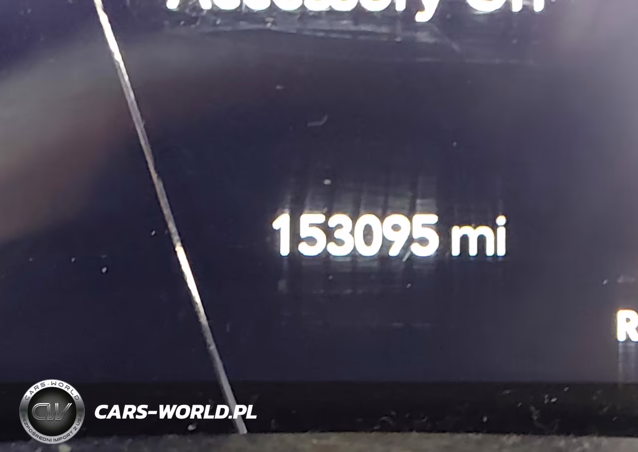 2018 Chrysler Pacifica Limited VIN:2C4RC1GGXJR251753 - 16