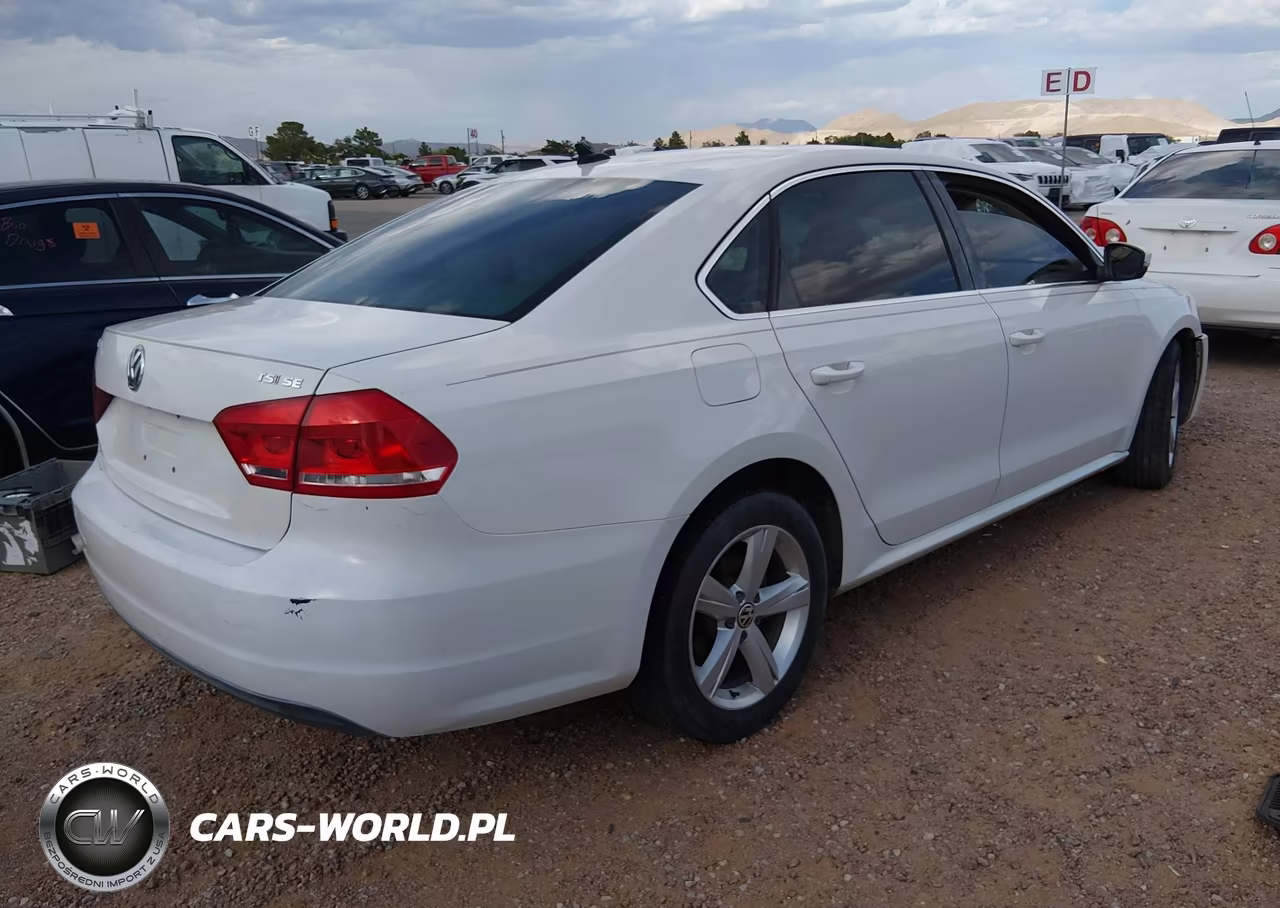 2014 Volkswagen Passat 1.8T Se VIN:1VWBS7A31EC040613 - 4