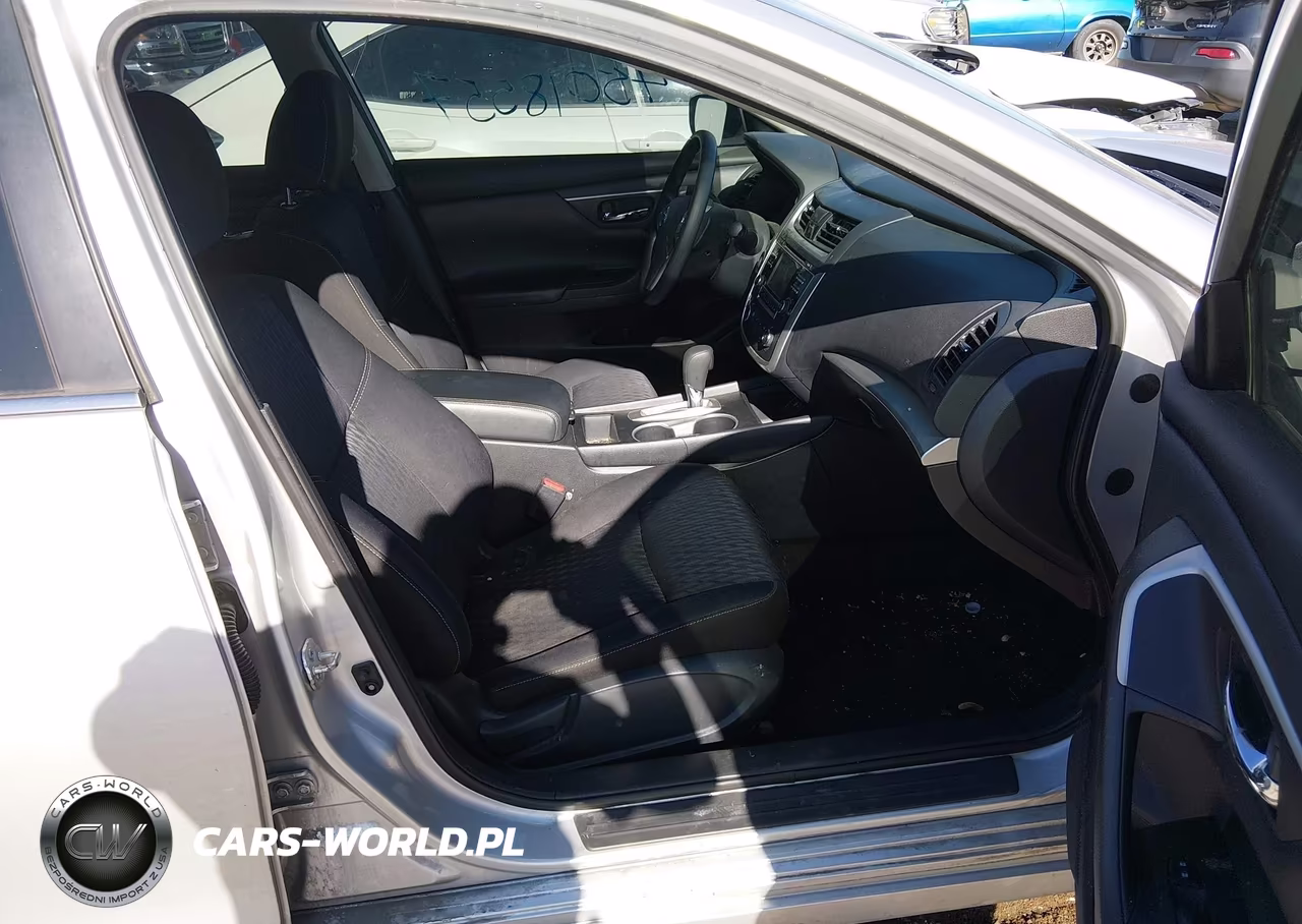 2018 Nissan Altima 2.5 S VIN:1N4AL3AP3JC155799 - 5
