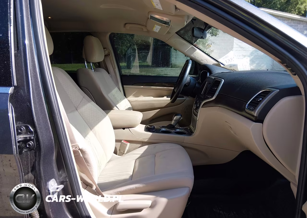 2018 Jeep Grand Cherokee Laredo E 4X4 VIN:1C4RJFAG0JC420098 - 5