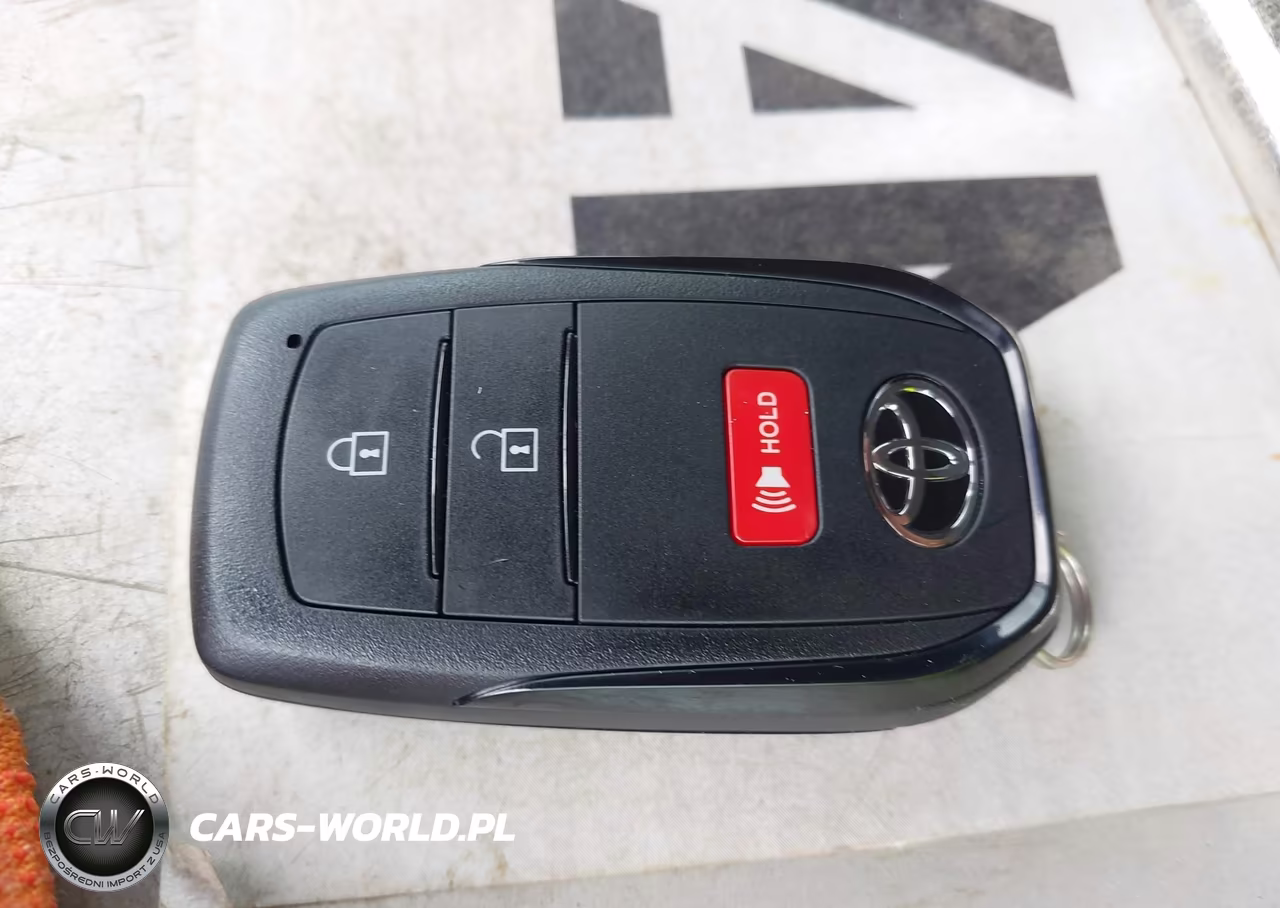 2026 Toyota Prius Le Awd-E VIN:JTDADABU6T3034333 - 11