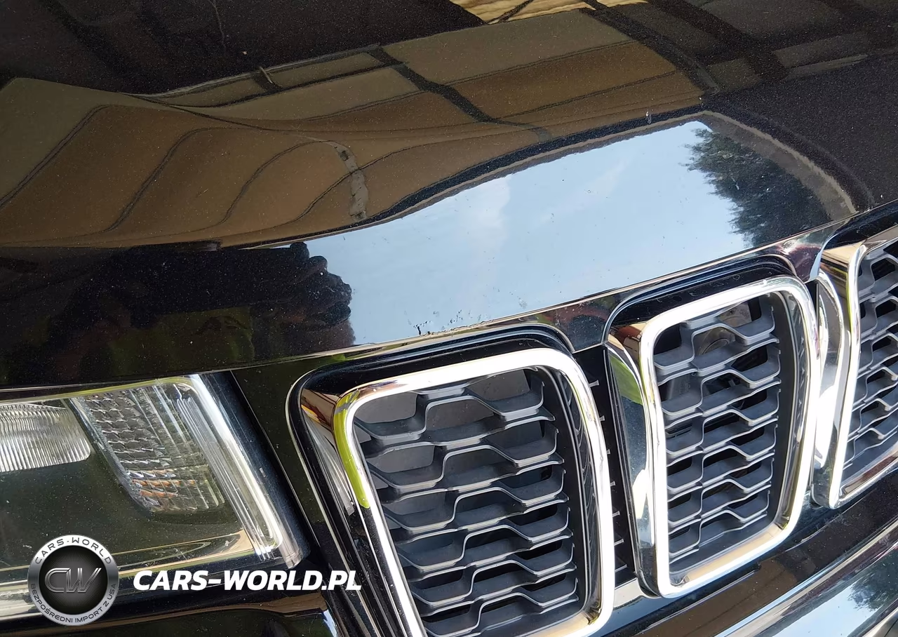 2018 Jeep Grand Cherokee Laredo E 4X4 VIN:1C4RJFAG9JC420097 - 12