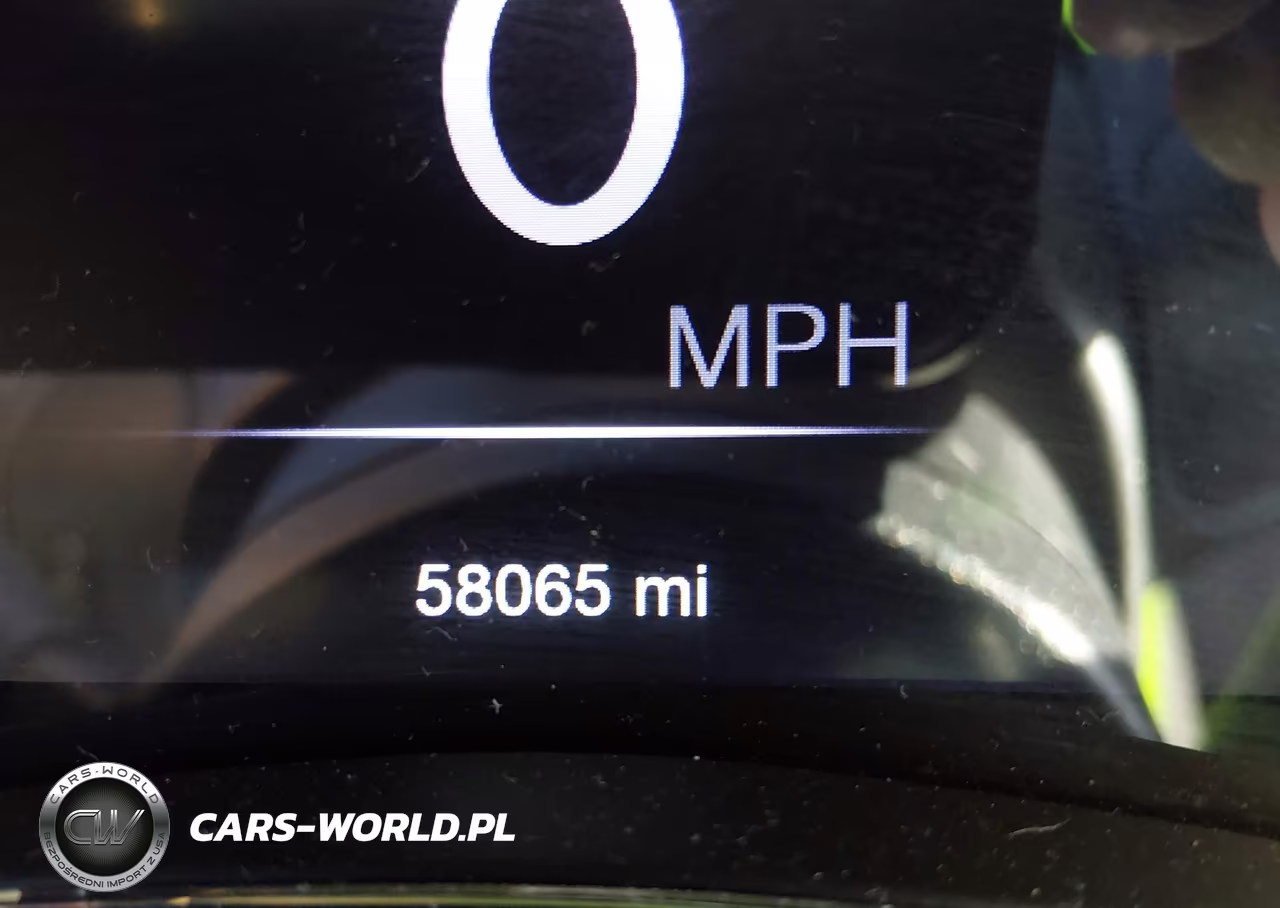 2018 Jeep Grand Cherokee Laredo E 4X4 VIN:1C4RJFAG9JC420097 - 16