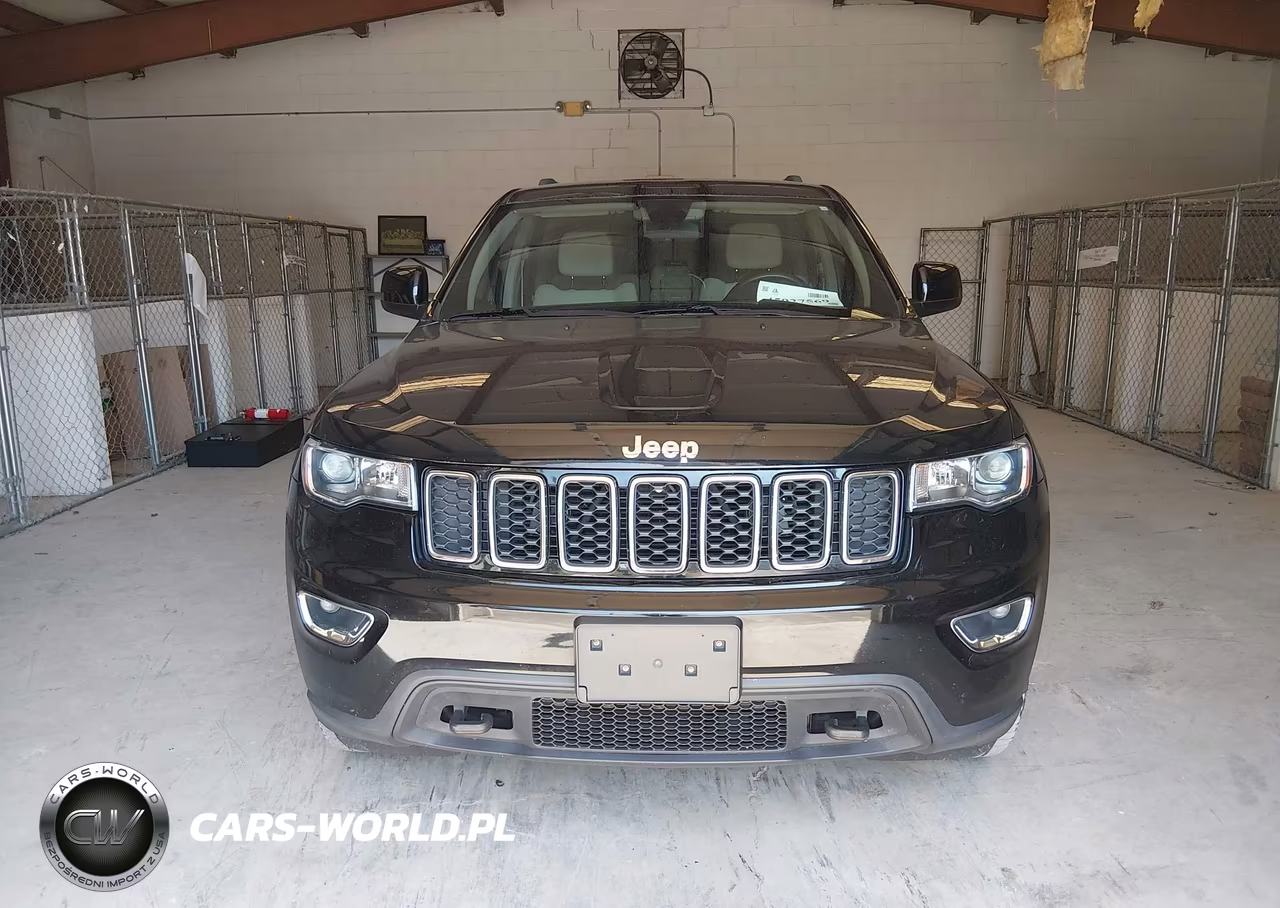 2018 Jeep Grand Cherokee Laredo E 4X4 VIN:1C4RJFAG9JC420097 - 6