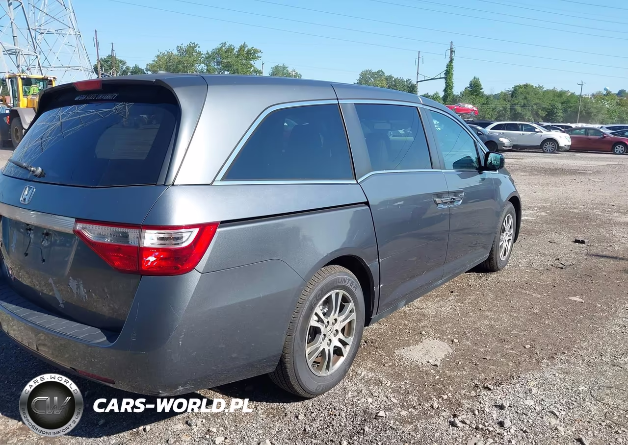 2013 Honda Odyssey Ex-L VIN:5FNRL5H66DB017803 - 4