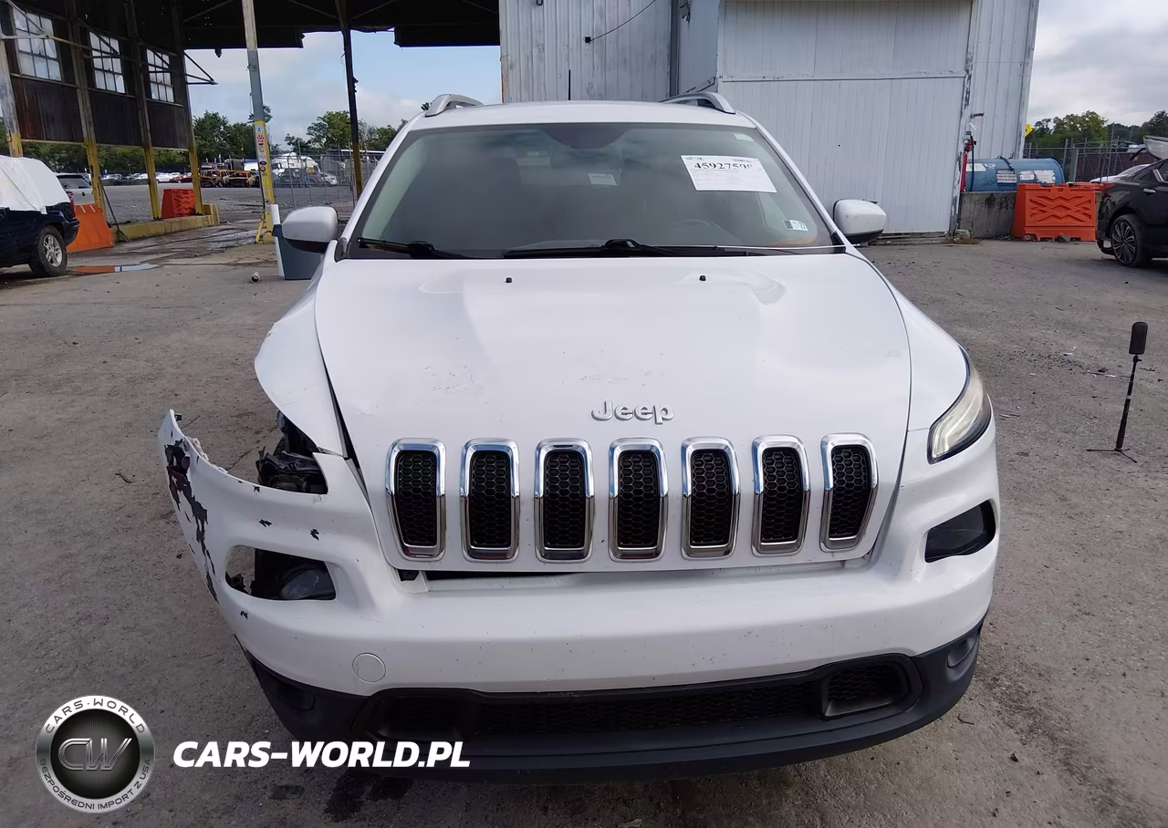 2015 Jeep Cherokee Latitude VIN:1C4PJMCB3FW795552 - 12