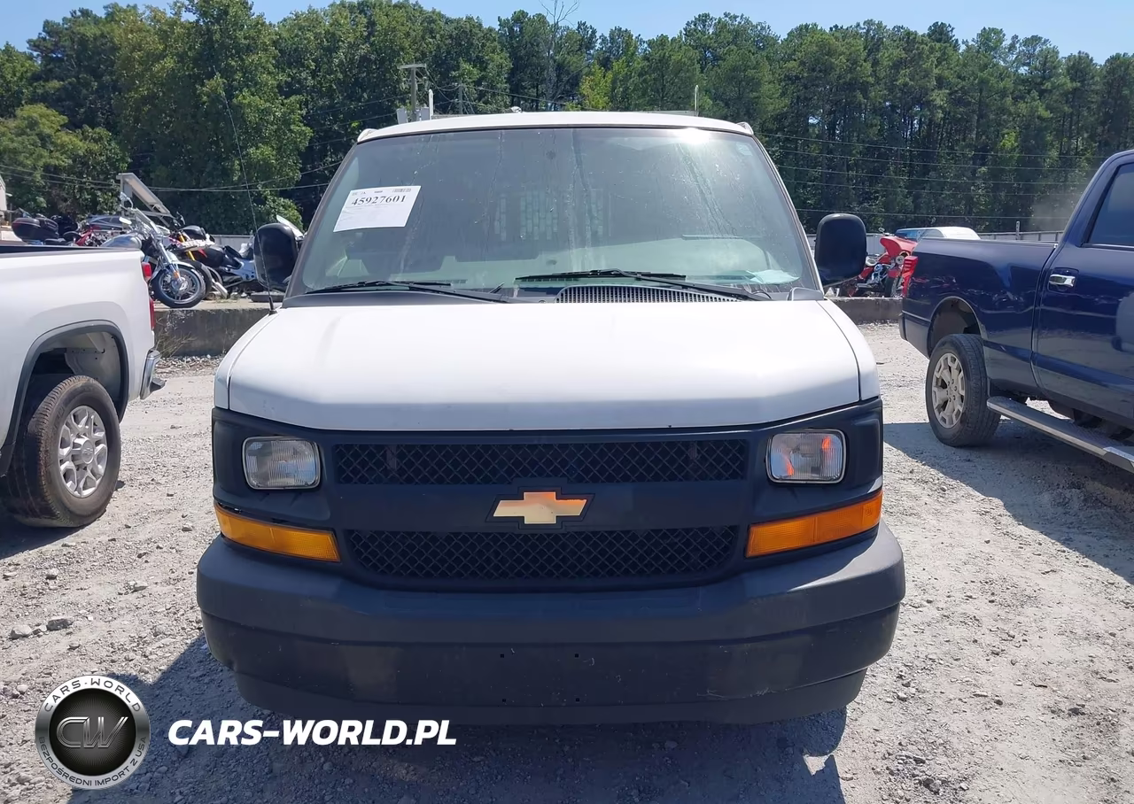 2017 Chevrolet Express 2500 Work Van VIN:1GCWGAFF5H1127128 - 12