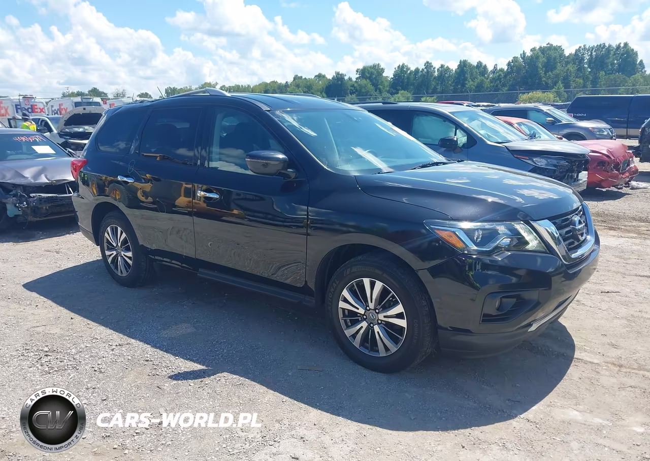 2018 Nissan Pathfinder Sv