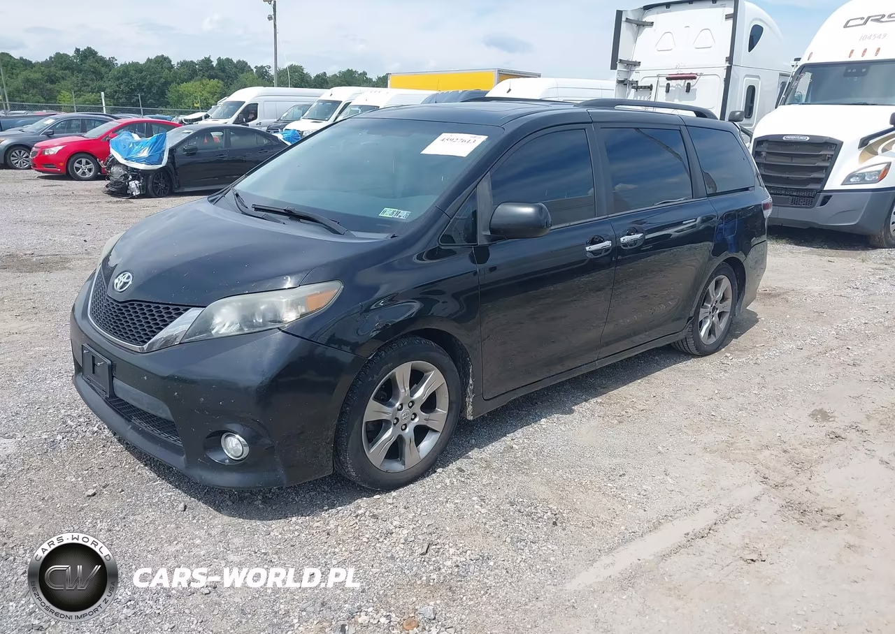 2013 Toyota Sienna Se 8 Passenger VIN:5TDXK3DC4DS285724 - 2