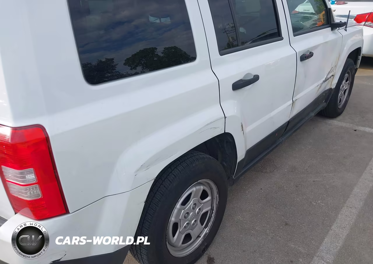 2015 Jeep Patriot Sport VIN:1C4NJPBAXFD335723 - 17