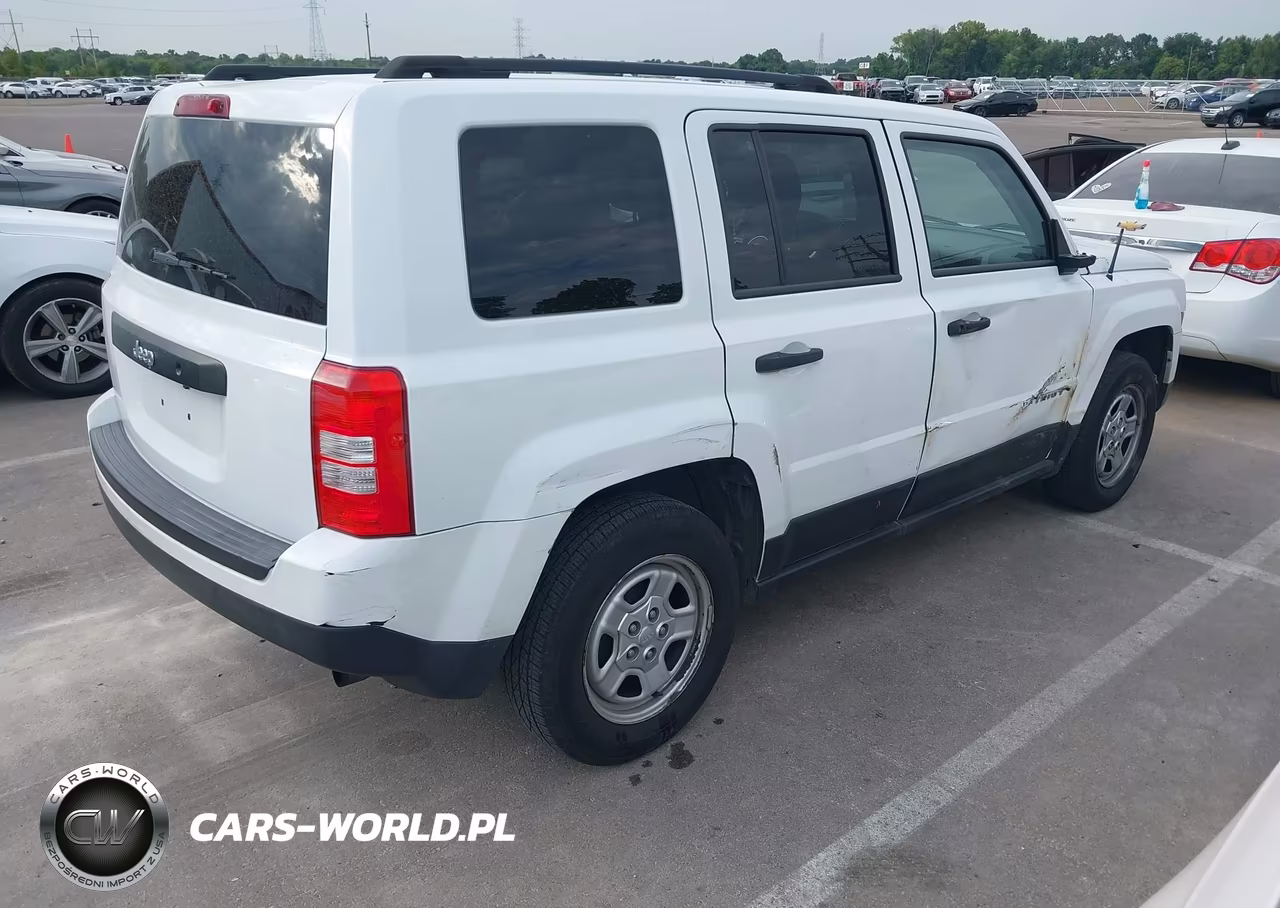 2015 Jeep Patriot Sport VIN:1C4NJPBAXFD335723 - 4