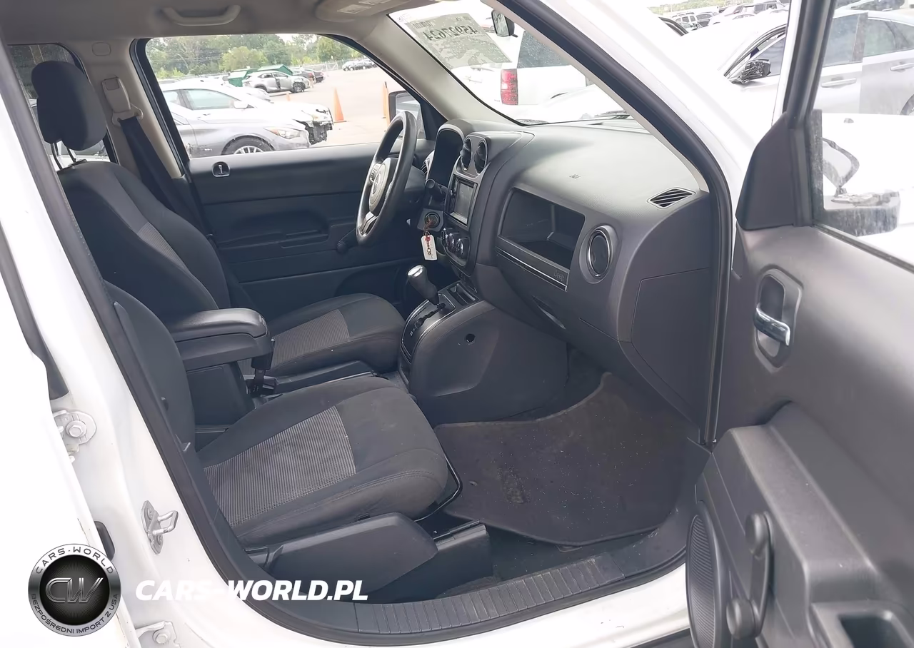 2015 Jeep Patriot Sport VIN:1C4NJPBAXFD335723 - 5