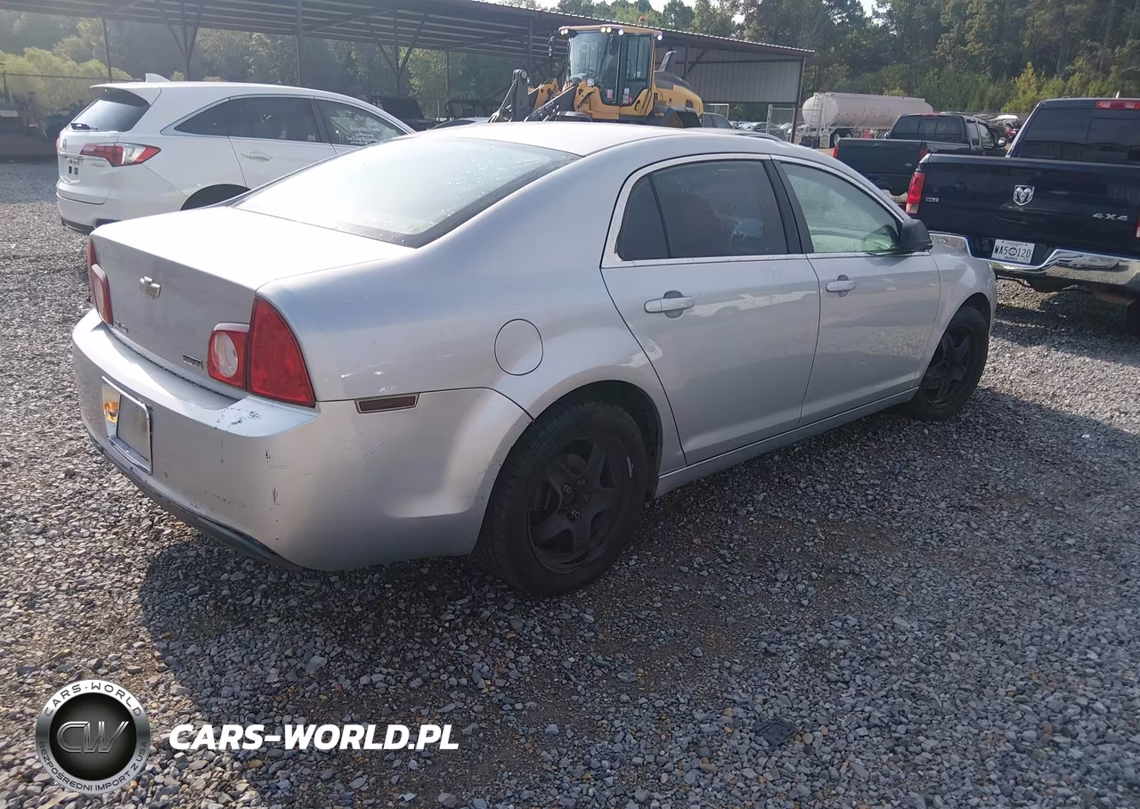 2010 Chevrolet Malibu Ls VIN:1G1ZA5E08AF288030 - 4