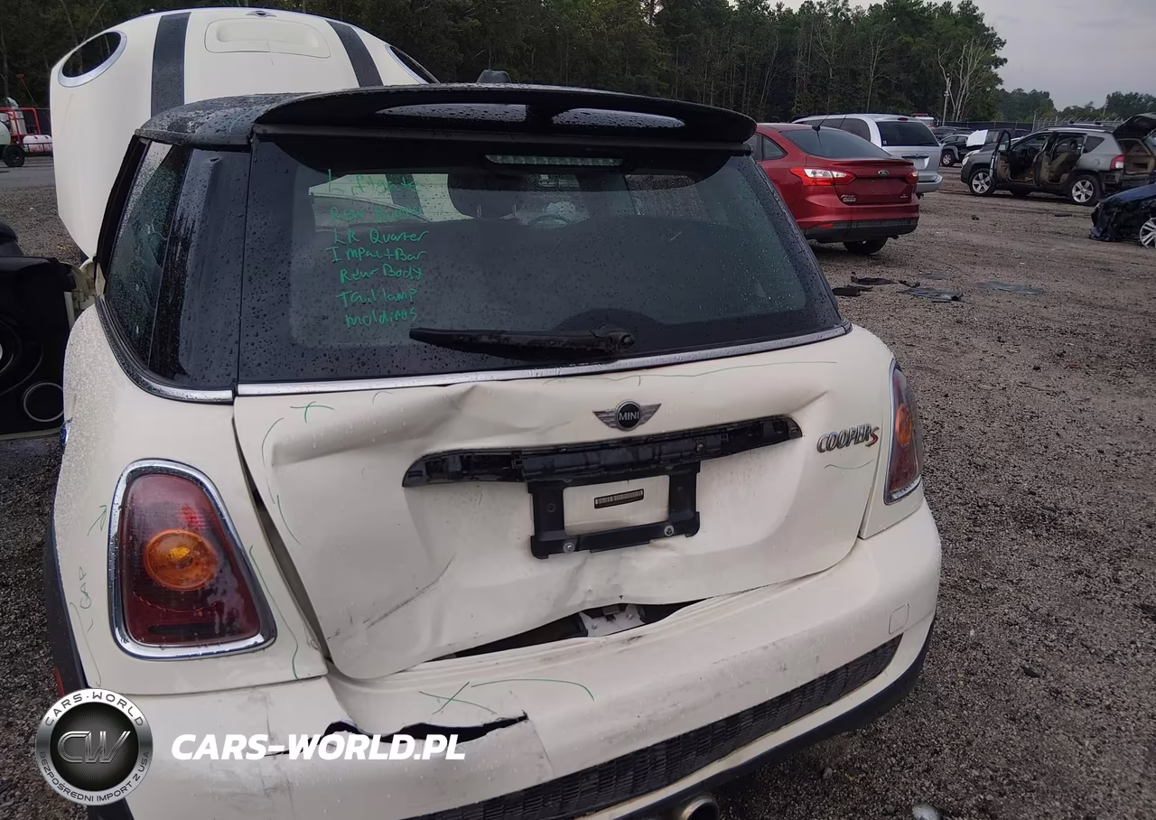 2010 Mini Cooper S VIN:WMWMF7C55ATW88557 - 6