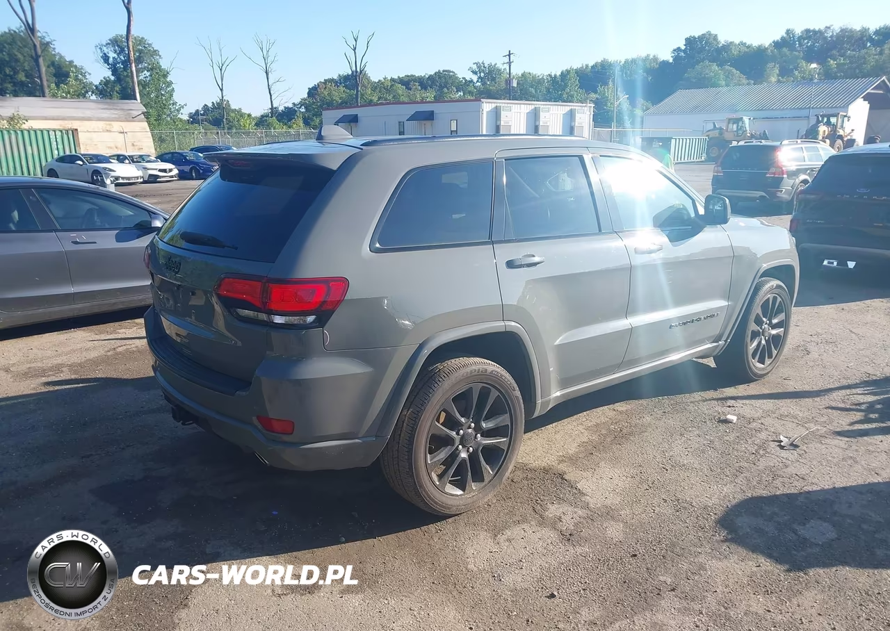 2020 Jeep Grand Cherokee Altitude 4X4 VIN:1C4RJFAG7LC332362 - 4