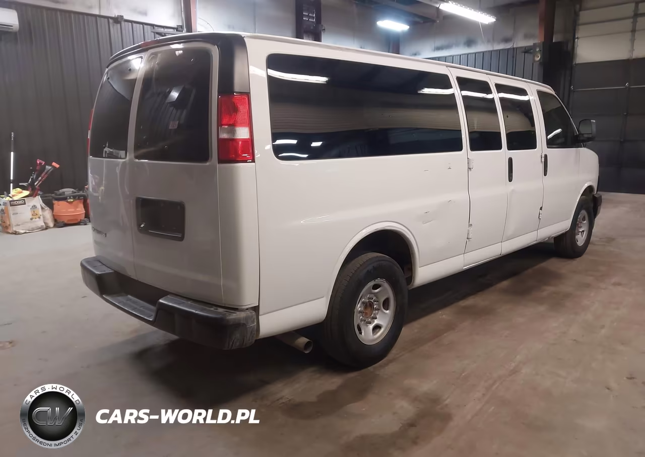 2020 Chevrolet Express Passenger Rwd 3500 Extended Wheelbase Ls VIN:1GAZGNFP6L1273360 - 4