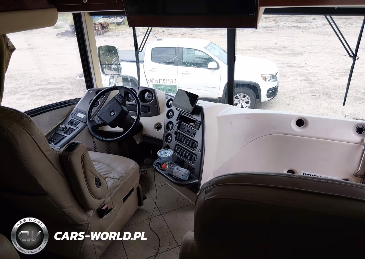 2005 Freightliner Chassis X Line Motor Home VIN:4UZABFCY75CU60275 - 5