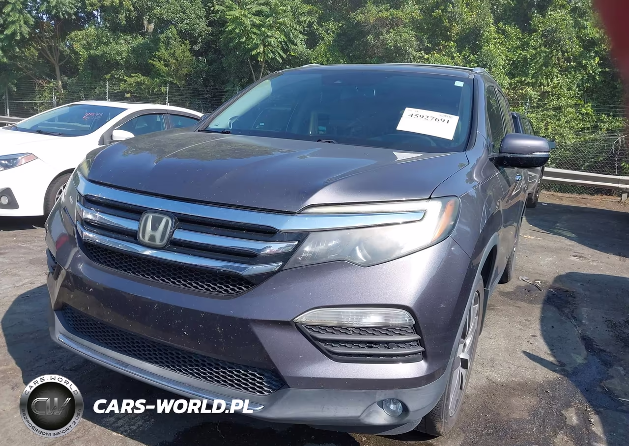 2018 Honda Pilot Touring VIN:5FNYF6H91JB061397 - 12