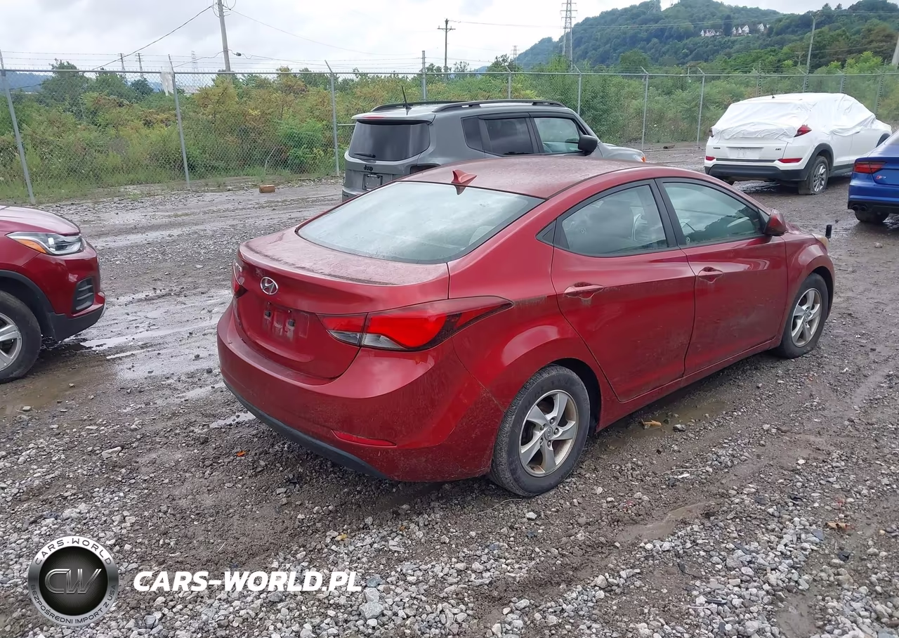 2014 Hyundai Elantra Se VIN:5NPDH4AE2EH545008 - 4