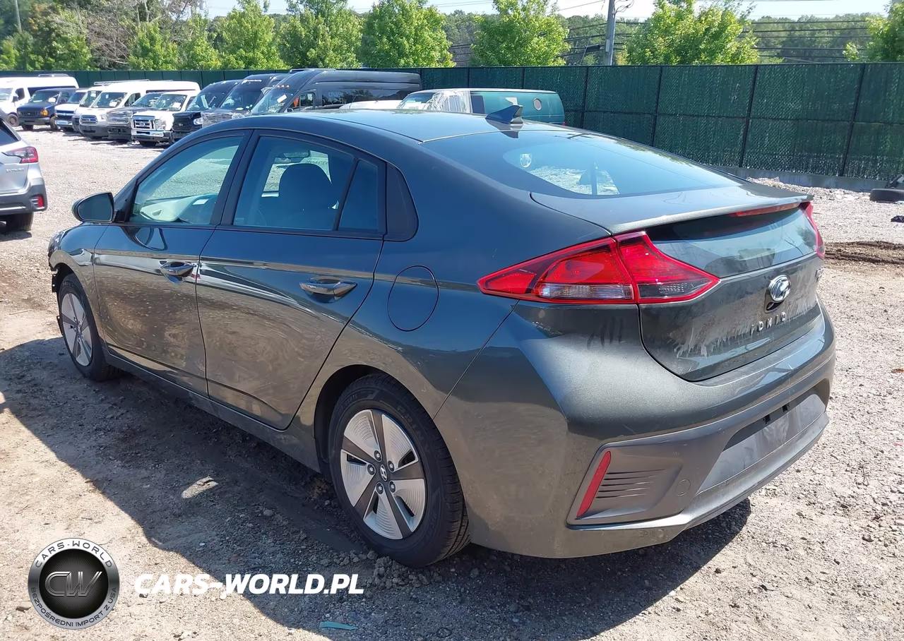 2020 Hyundai Ioniq Hybrid Blue VIN:KMHC65LC3LU243065 - 3