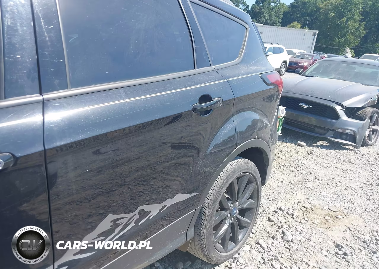 2019 Ford Escape Se VIN:1FMCU9GD6KUB78890 - 6