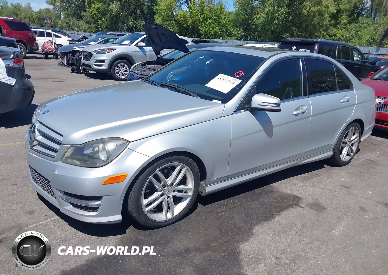 2012 Mercedes-Benz C 300 Luxury 4Matic-Sport 4Matic VIN:WDDGF8BB7CR193358 - 2