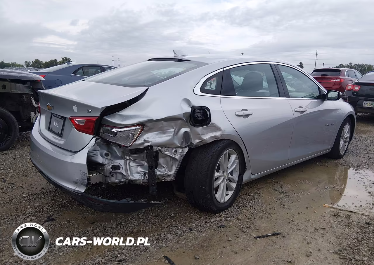 2016 Chevrolet Malibu 1Lt VIN:1G1ZE5ST8GF190482 - 4