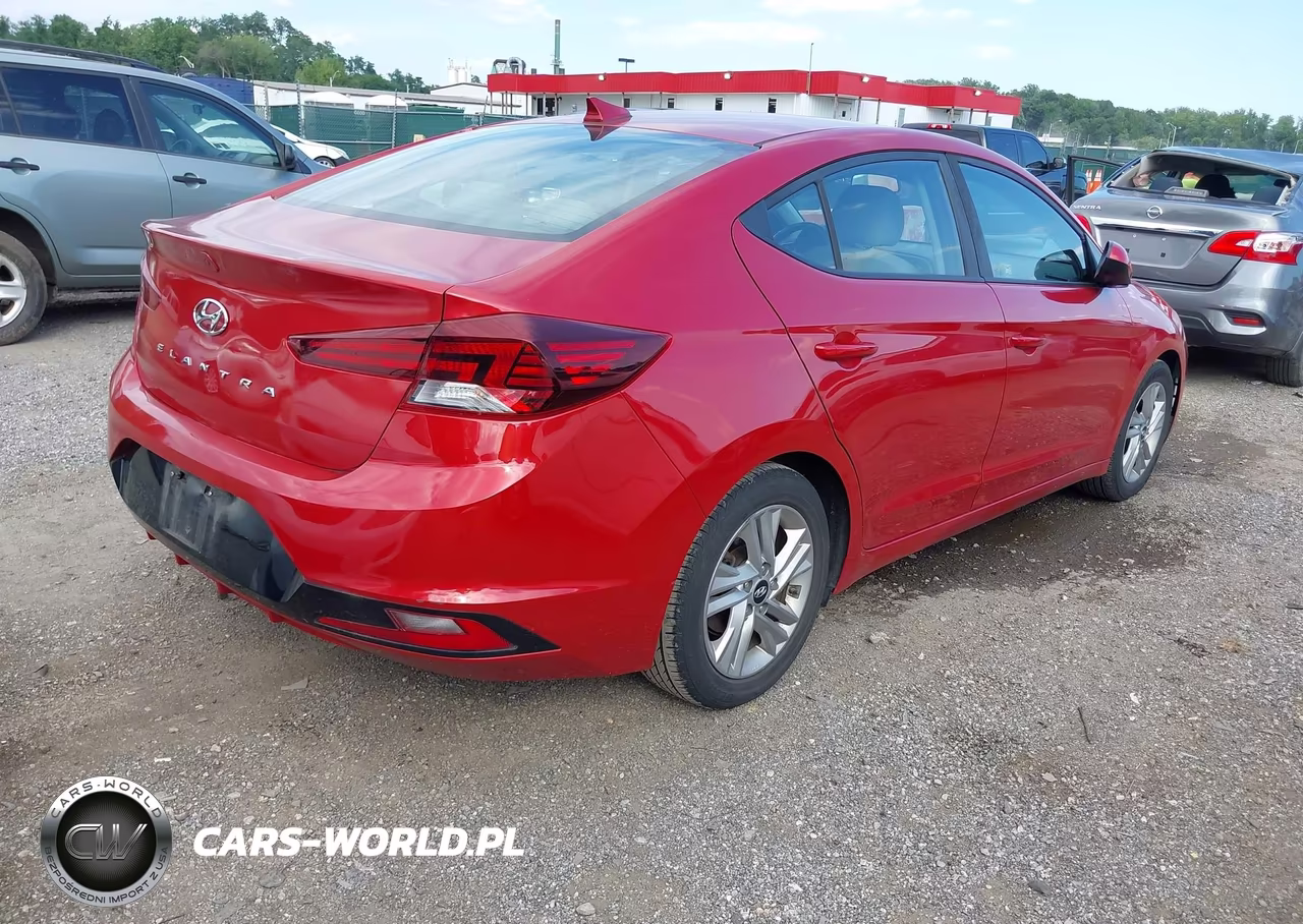 2020 Hyundai Elantra Sel VIN:5NPD84LF3LH540127 - 4