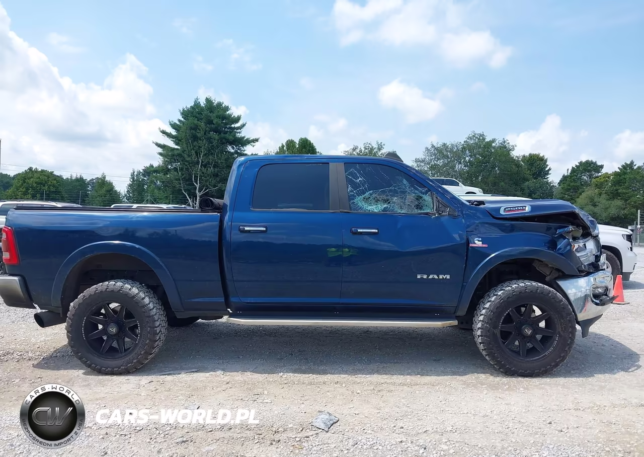 2019 Ram 2500 Laramie 4X4 6'4 Box VIN:3C6UR5FL0KG537365 - 13