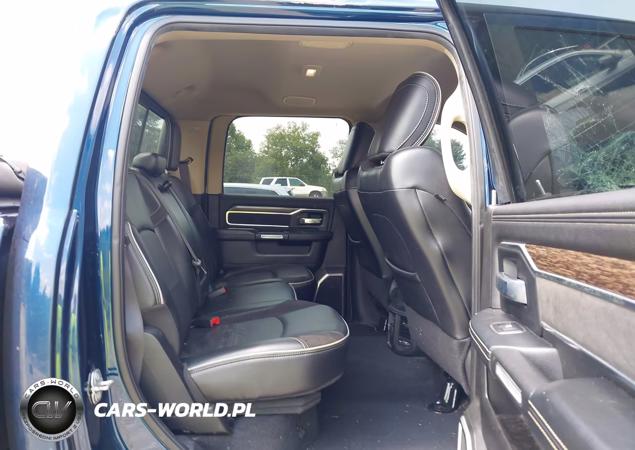 2019 Ram 2500 Laramie 4X4 6'4 Box VIN:3C6UR5FL0KG537365 - 8